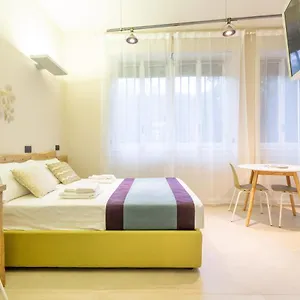 https://splendida-by-casa-da-suite.italymilanhotels.net